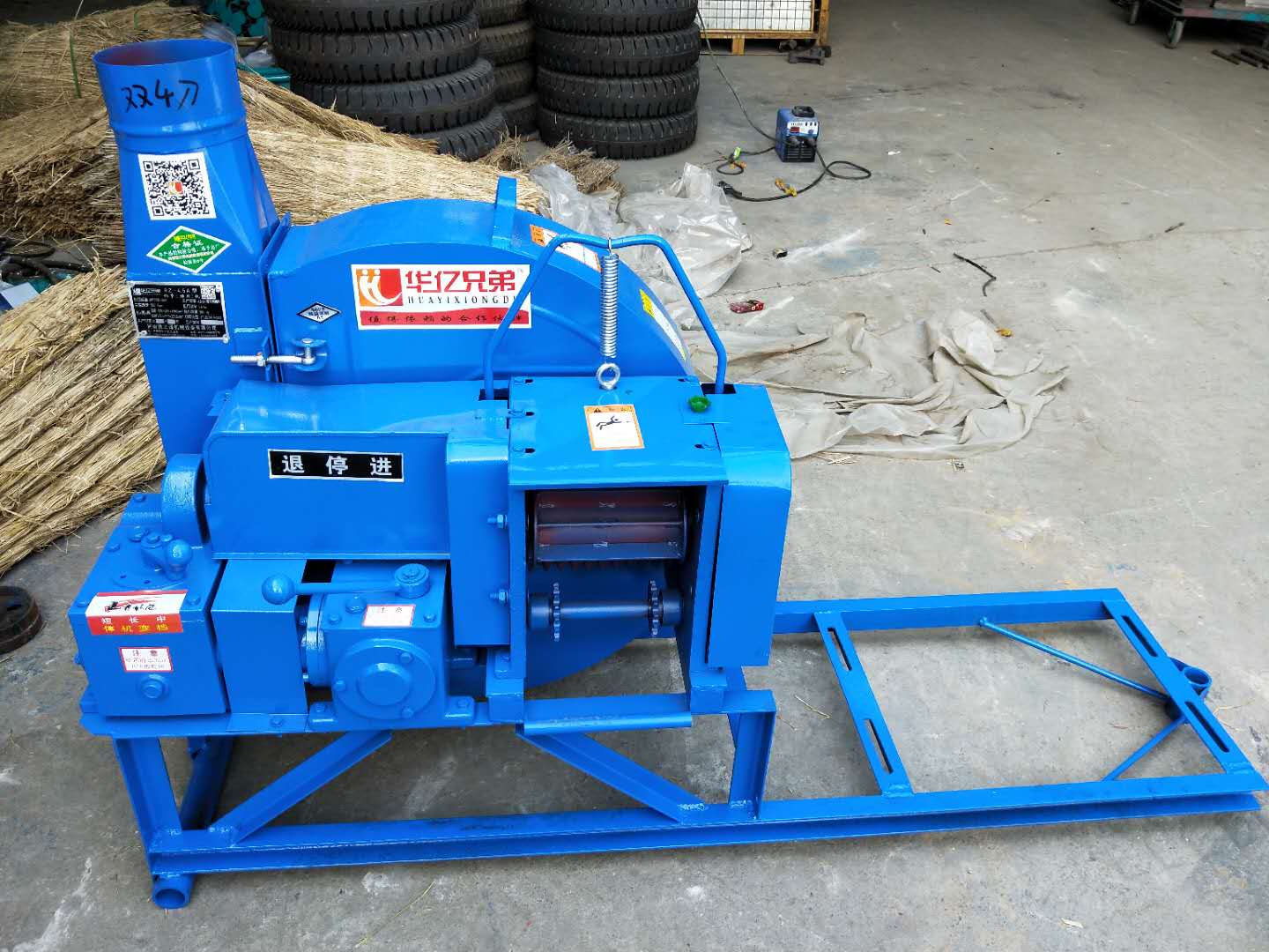 云南鍘草機(jī) 麗江鍘草揉搓機(jī) 永勝縣鍘草揉搓機(jī)多少錢(qián)一臺(tái)？